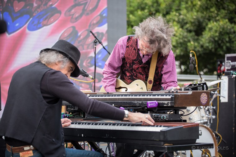 Pete and Roger rockin' out